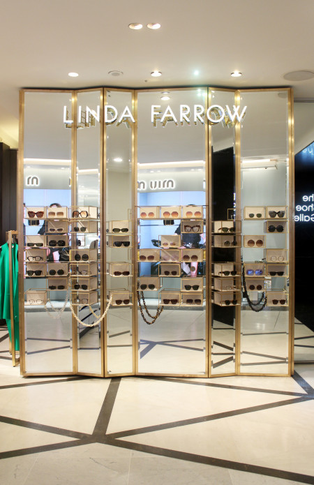 Linda Farrow logo